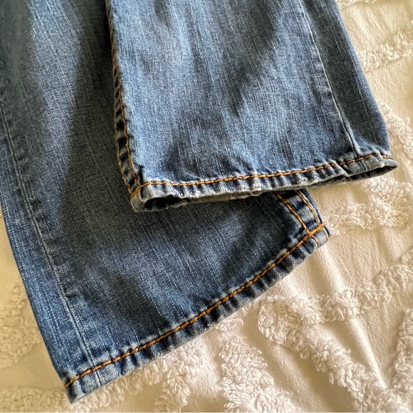 True Religion Big T Straight Flap Red Orange Stitch Distressed Denim Blue Jeans - Picture 12 of 16